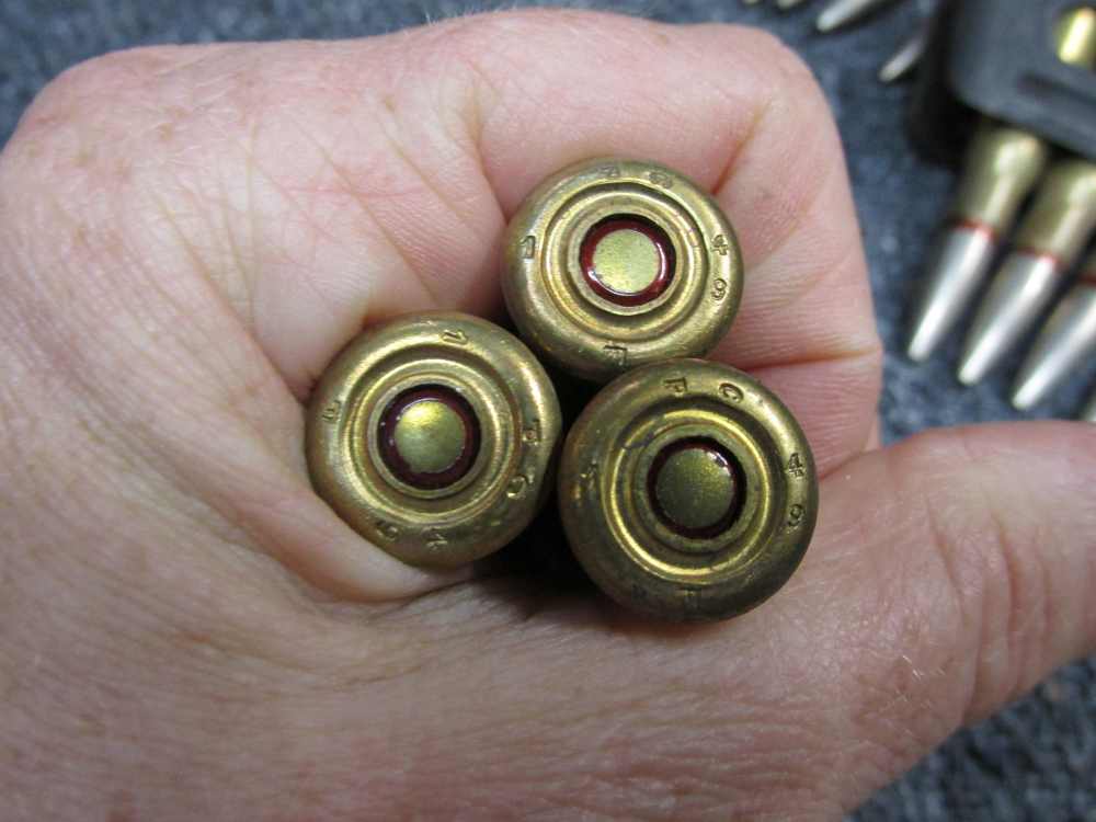 15 ROUNDS FRENCH 8mm LEBEL AMMO AND 3 ORIGINAL CLIPS, 1949 DATES-img-4