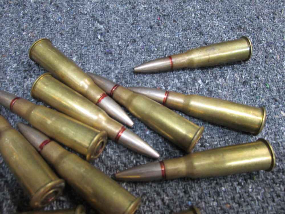 20 ROUNDS OF WWII ERA 8mm LEBEL RIFLE AMMO WITH LATE 1940's DATES-img-1
