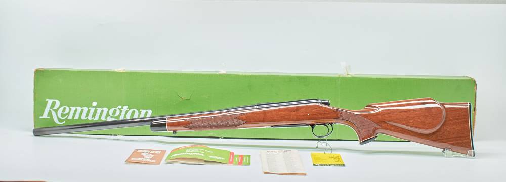 Remington Model 700 **Varmint Special**.223**NEW OLD STOCK** -img-0