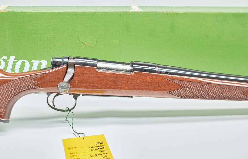 Remington Model 700 **Varmint Special**.223**NEW OLD STOCK** -img-8