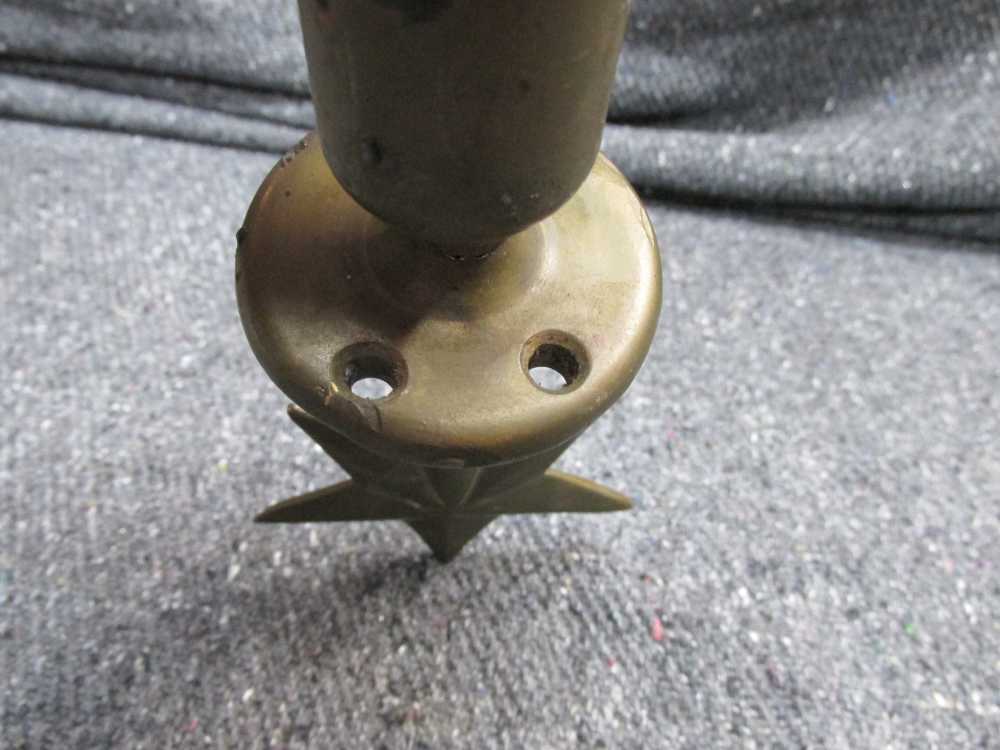 WWII ERA TRENCH TYPE MADE FLAG POLE TOPPER WITH STAR, 8 1/2" OVERALL-img-11