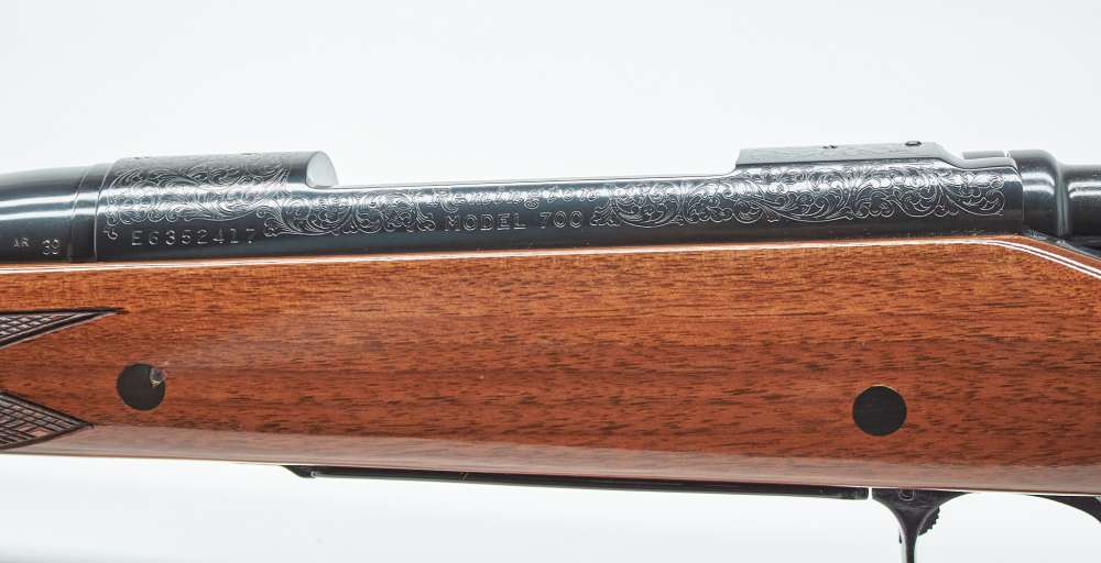 Remington 700 BDL **CUSTOM DELUXE**300 WIN MAG**ENGRAVED RECEIVER**-img-5