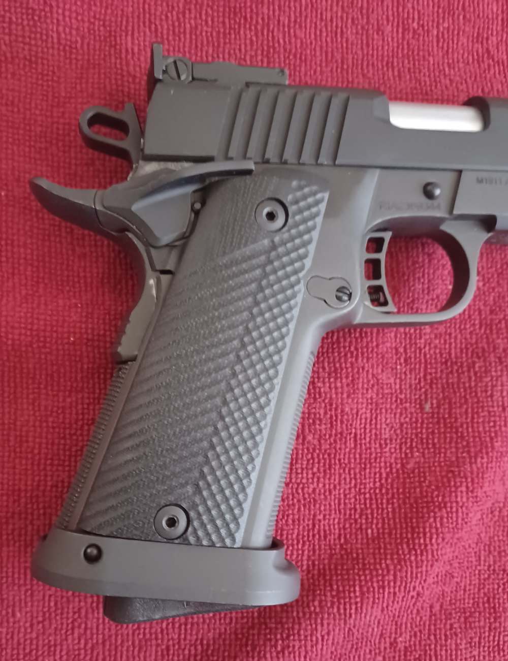 ROCK ISLAND ULTRA MATCH HC 1911 9MM-img-5