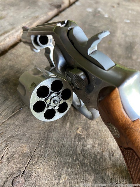 Smith & Wesson S&W 64-4, 2 Inch Snubby!-img-11
