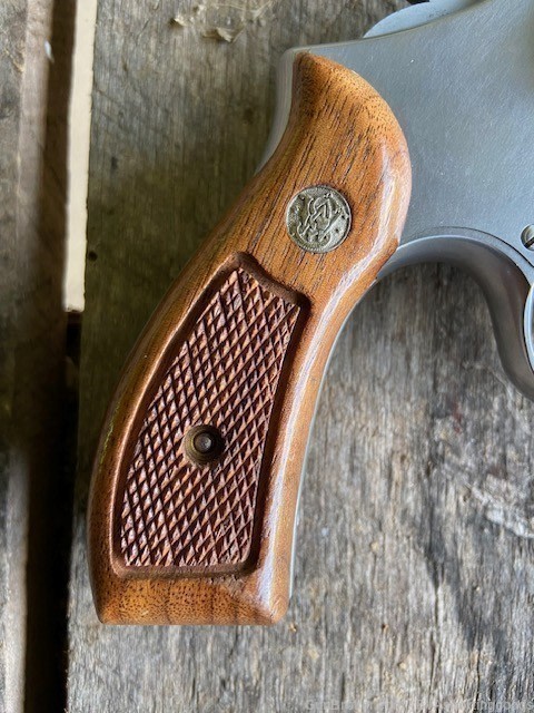 Smith & Wesson S&W 64-4, 2 Inch Snubby!-img-6