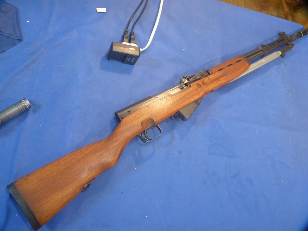 YUGO SKS w/22-inch barrel Grenade Launcher Blade Bayo EXCELLENT-img-0