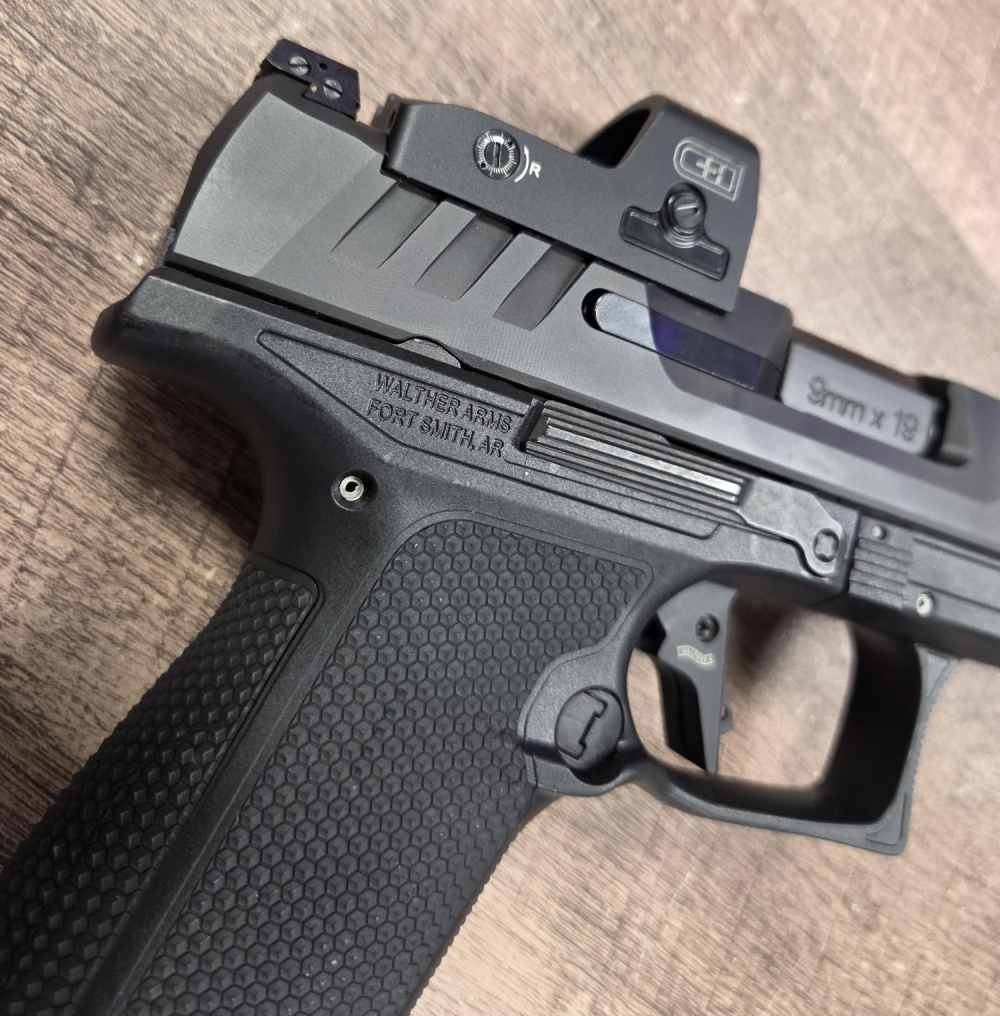 PRE-OWNED - Walther PDP F-Series Pro 4 Compact w/ C&H red dot 4796040-img-4