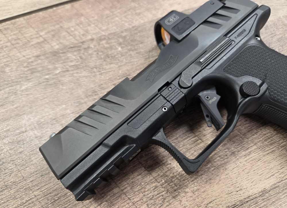 PRE-OWNED - Walther PDP F-Series Pro 4 Compact w/ C&H red dot 4796040-img-7