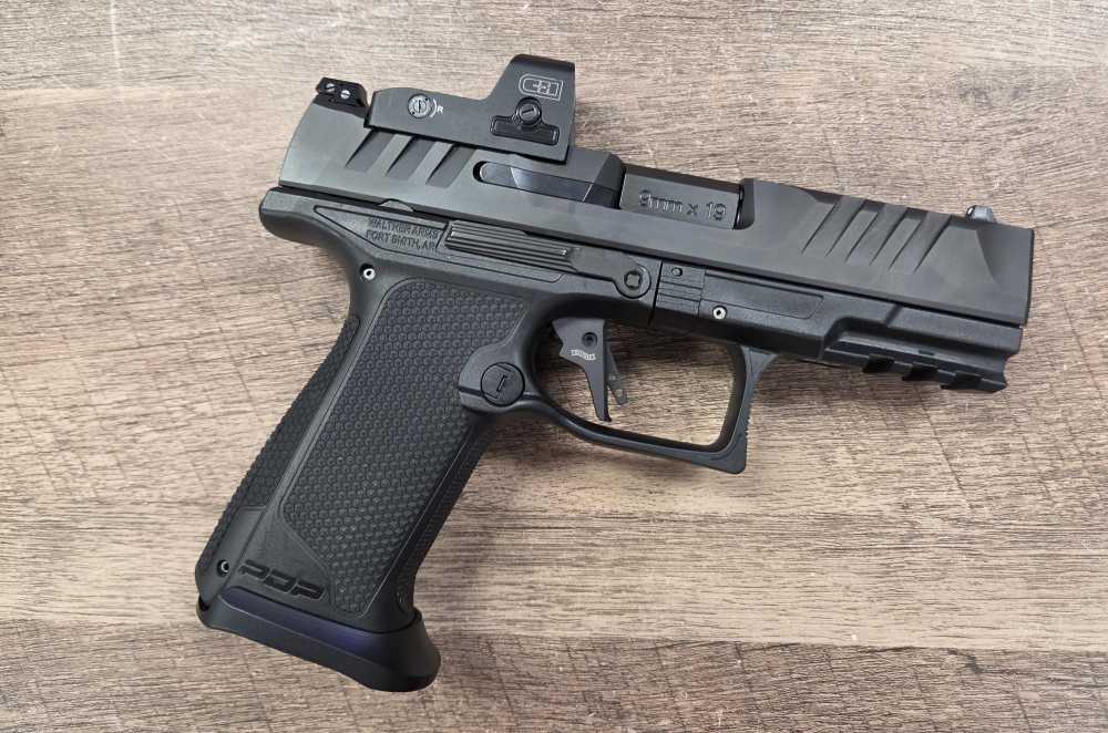 PRE-OWNED - Walther PDP F-Series Pro 4 Compact w/ C&H red dot 4796040-img-1