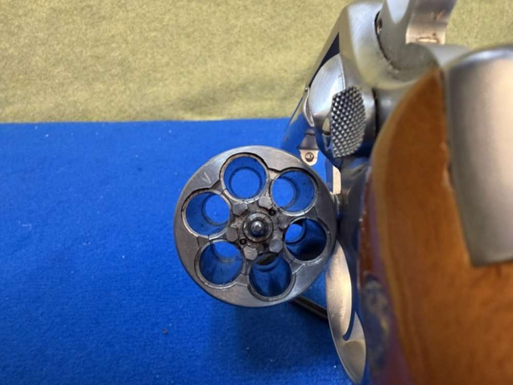 Smith & Wesson S&W 65-2 357 MAG 6 Shot 4" Barrel Revolver Stainless Steel-img-2
