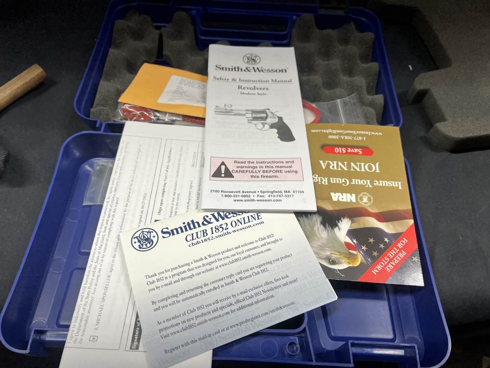 Smith and Wesson 442-2 38 spl 1 7/8” special DC Heller commemorative S&W-img-14