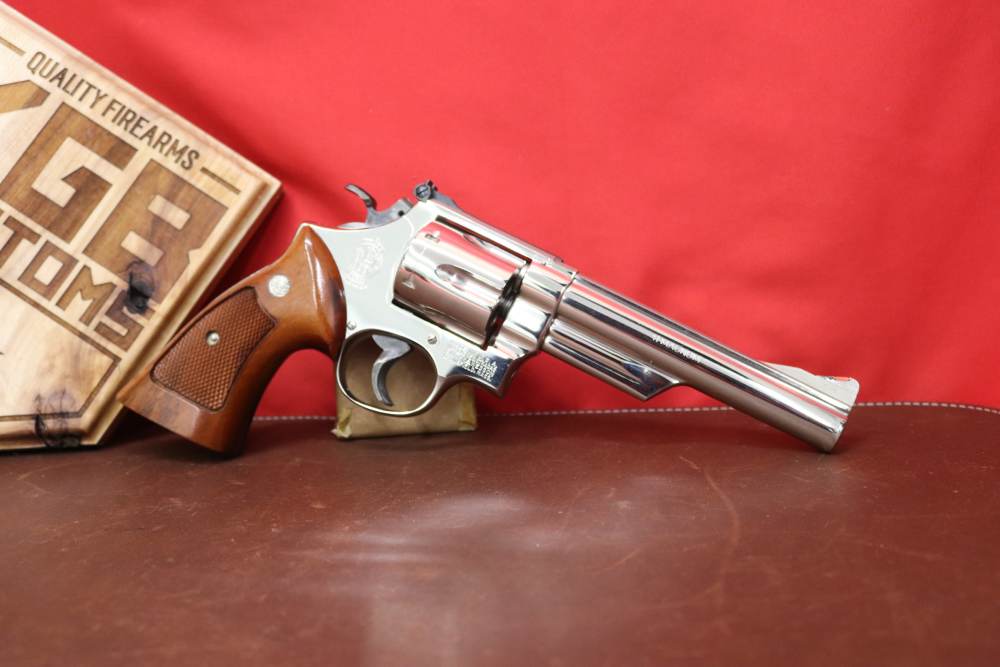 1969 Smith & Wesson 57 NO DASH ORIGINAL BRIGHT NICKEL S-Serial # 41 Magnum-img-8