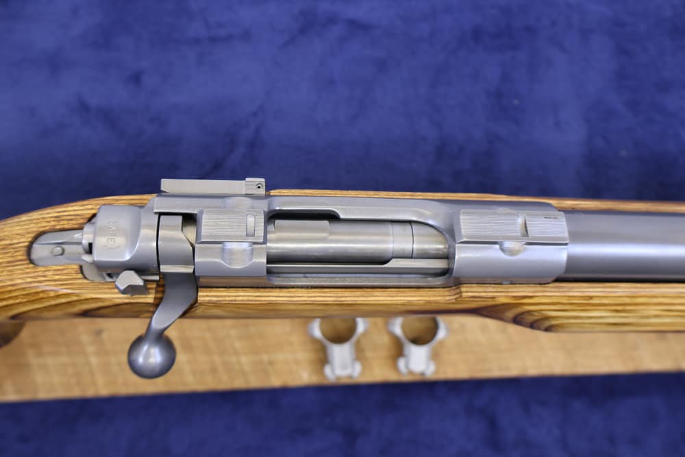 BEAUTIFUL RUGER M77 MARK II TARGET GRAY .308 WIN 26" HVY BBL 1998-img-3