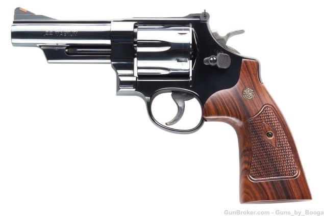  SMITH & WESSON MODEL 29 CLASSIC 44 MAGNUM / 44 SPECIAL, 4", 6 ROUND, BL/WD-img-0