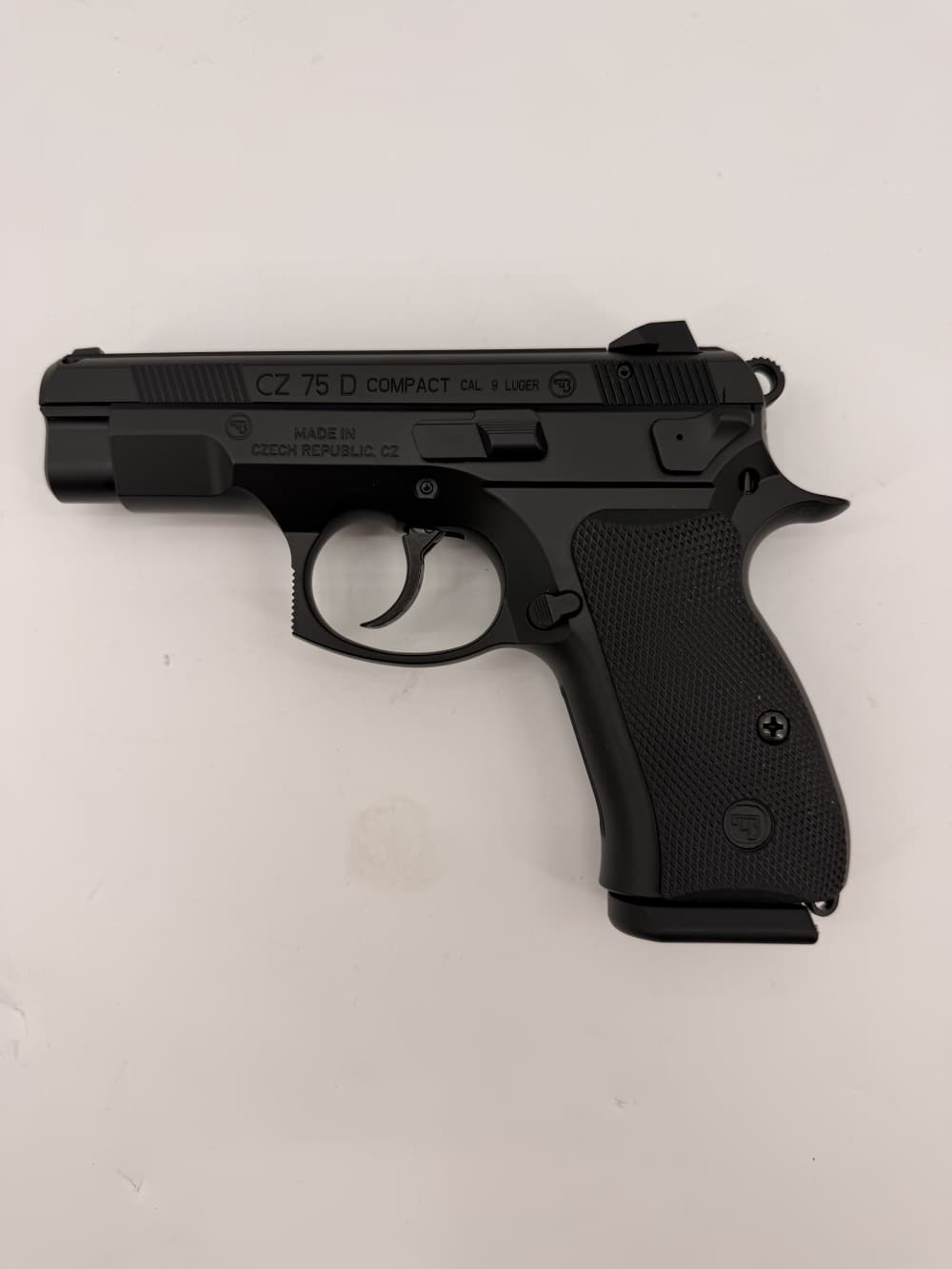 CZ 75 D COMPACT 50TH ANNIVERSARY -img-2