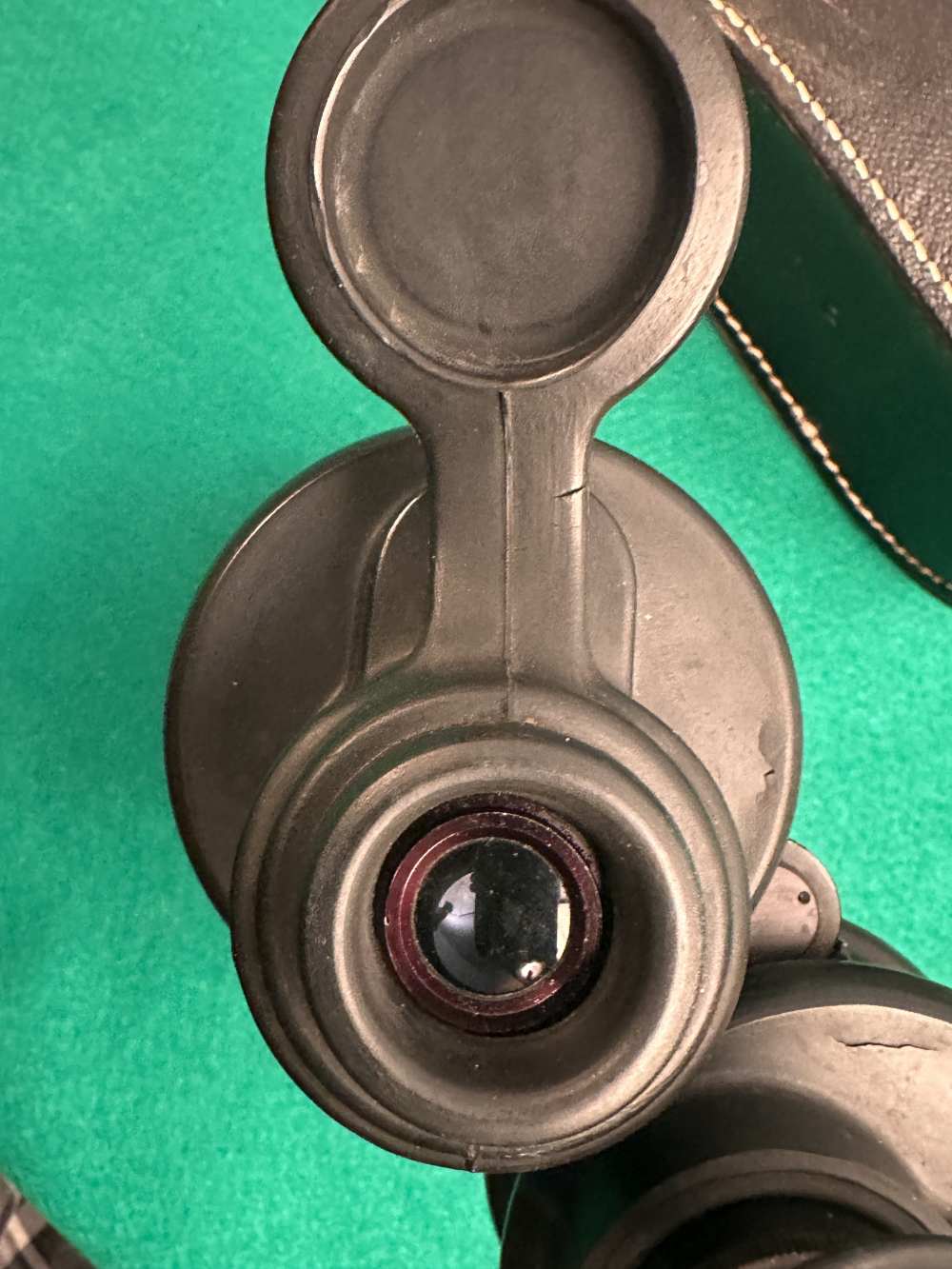 German WWII Kriegsmarine U-Boat Armored Binoculars 7x50 with Eagle M Case-img-11