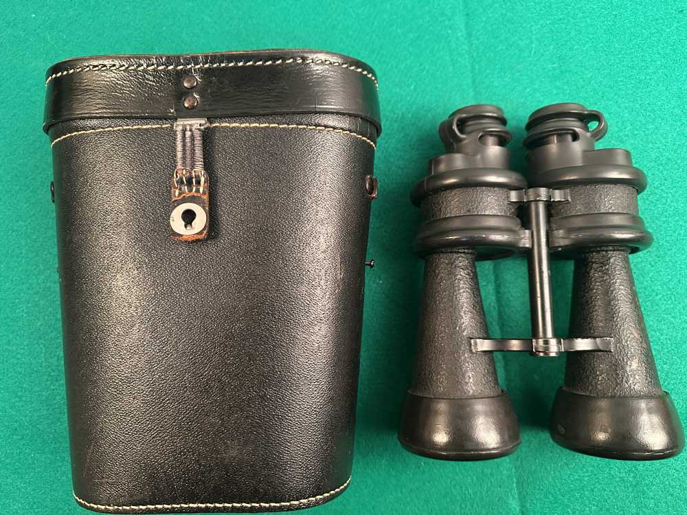 German WWII Kriegsmarine U-Boat Armored Binoculars 7x50 with Eagle M Case-img-1