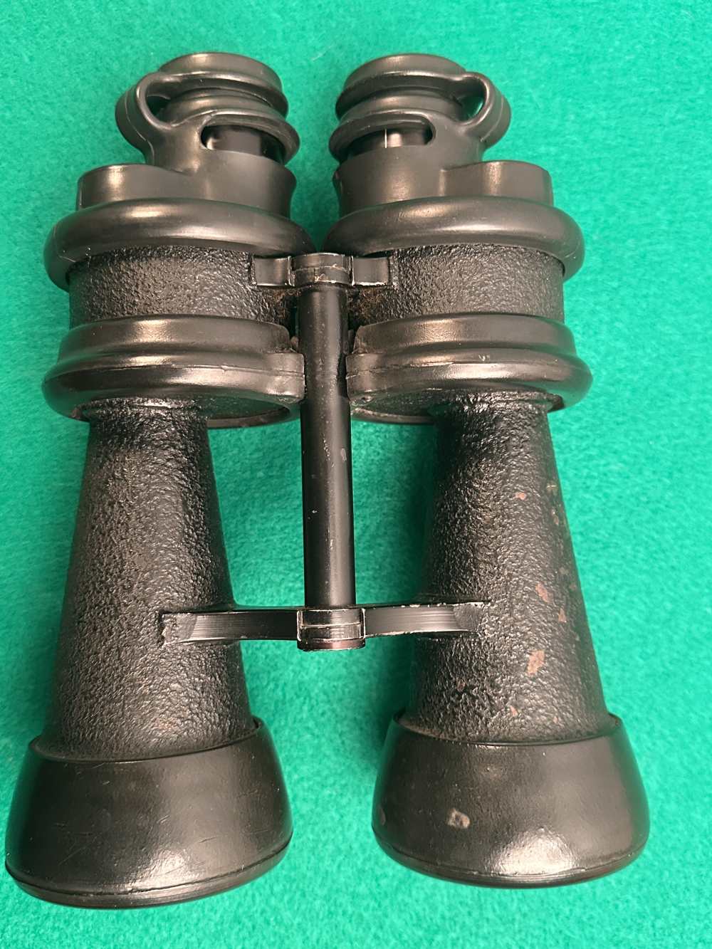 German WWII Kriegsmarine U-Boat Armored Binoculars 7x50 with Eagle M Case-img-6