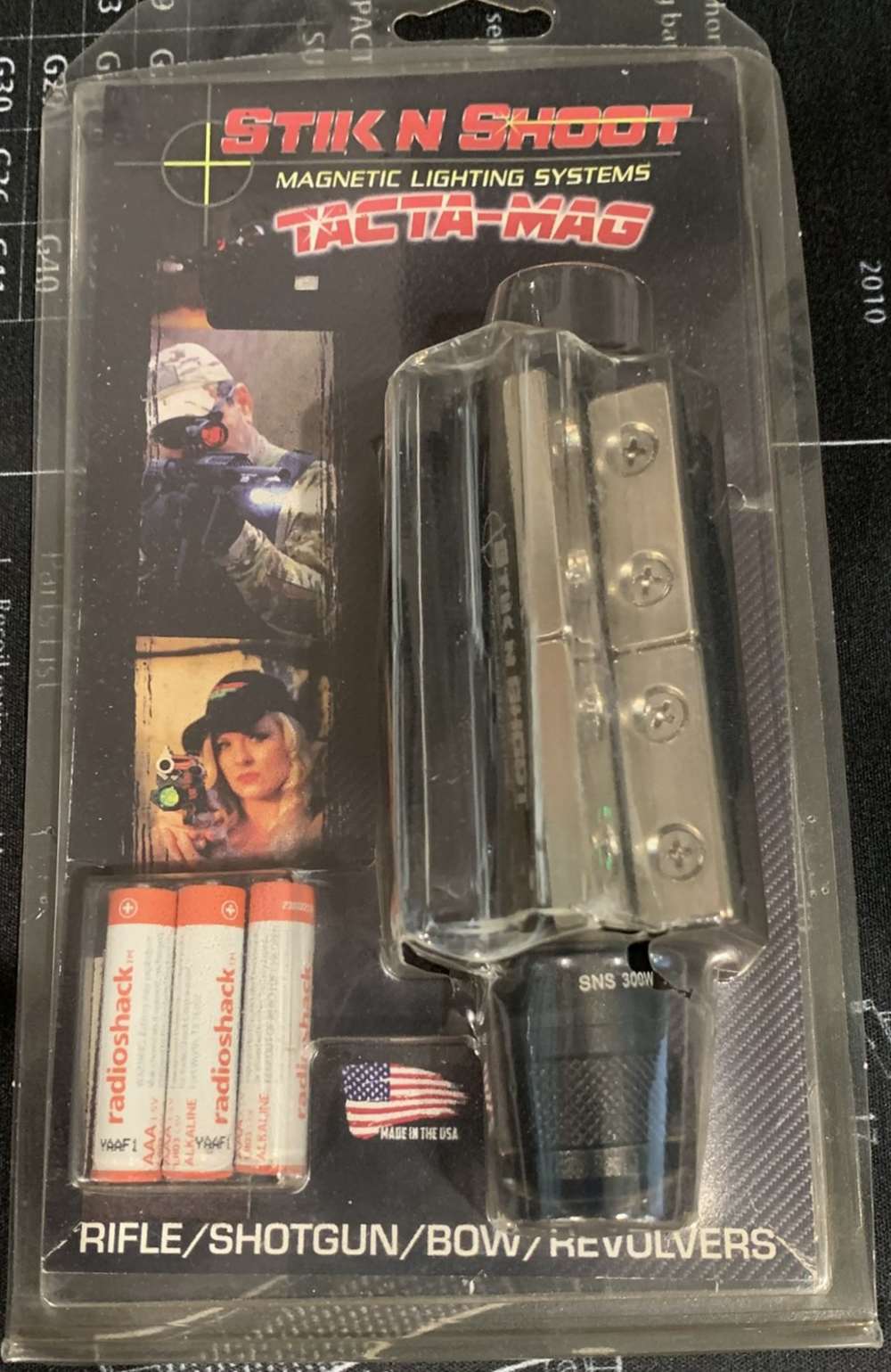 Generation II Stik N Shoot Magnetic 3" White Light - 310 Lumens-img-0