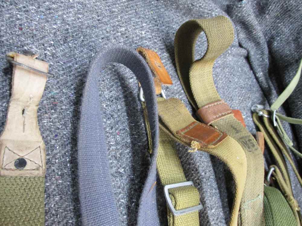 8-SOVIET BLOC AK & SKS RIFLE SLINGS FROM VARIOUS COUNTRIES-img-12