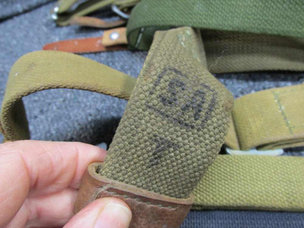 8-SOVIET BLOC AK & SKS RIFLE SLINGS FROM VARIOUS COUNTRIES-img-10