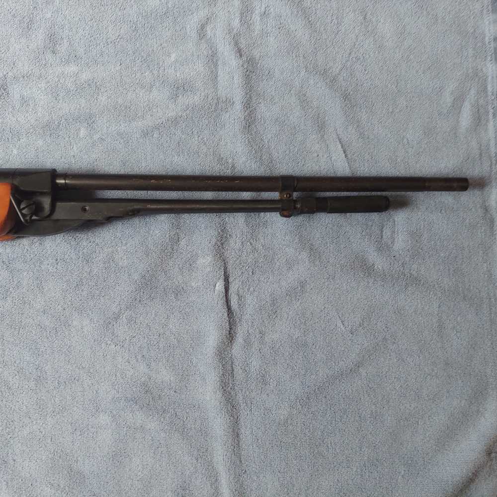 PELLET AIR RIFLE  UNKNOWN MANUFACTURER AND CALIBER -img-4