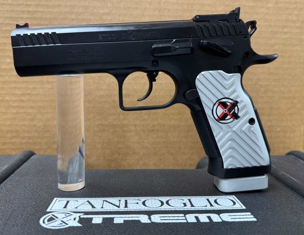 EAA Witness Stock II Xtreme 9mm Luger Semi Auto Pistol 4.5" Barrel 17 Round-img-4