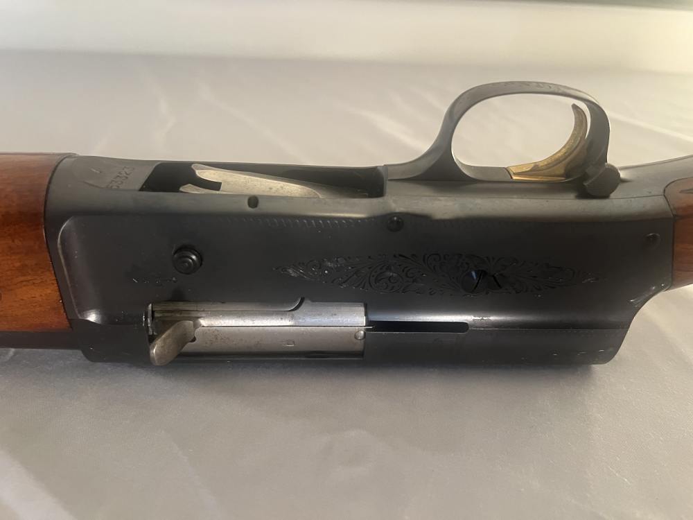 1954  A 5 Light 12  Auto -img-33