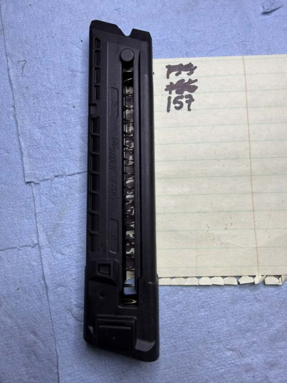 (157)  1 SIG SAUER P322 25 round 22 long rifle magazine used great shape-img-6