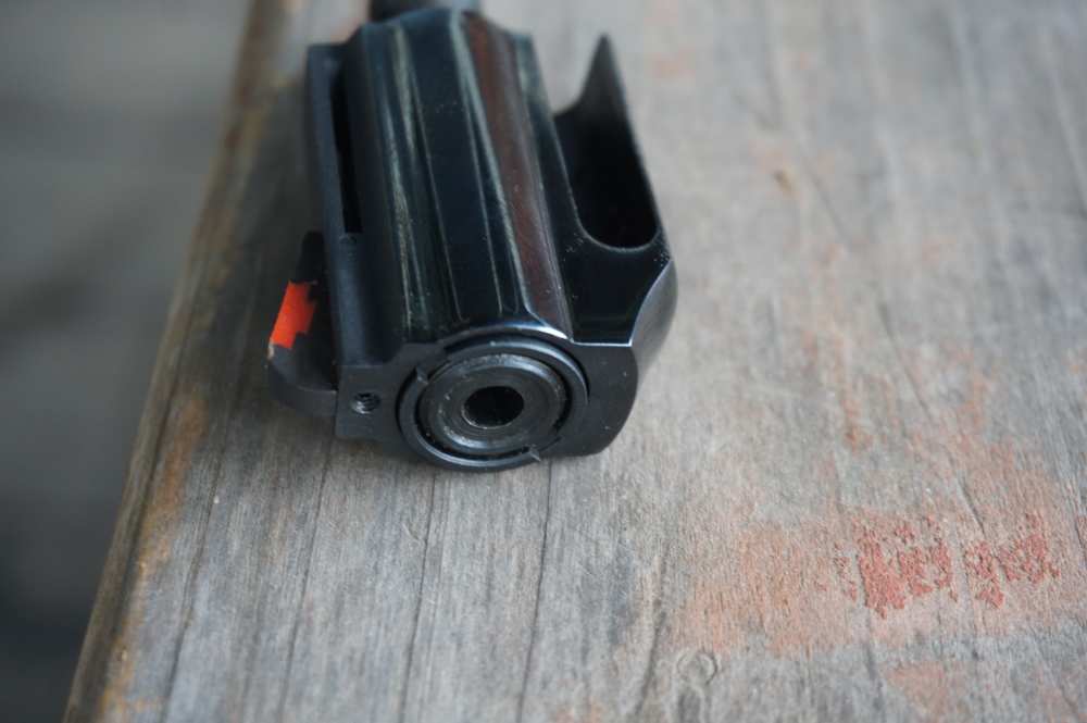 Dan Wesson V22 22lr 2 1/2 Inch Barrel with shroud and Nut -img-6
