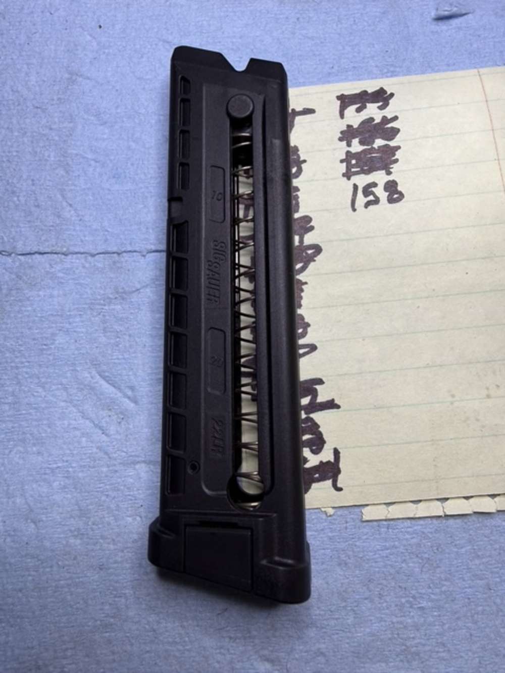 (158)  1 SIG SAUER P322 20 round 22 long rifle magazine used a great shape-img-4