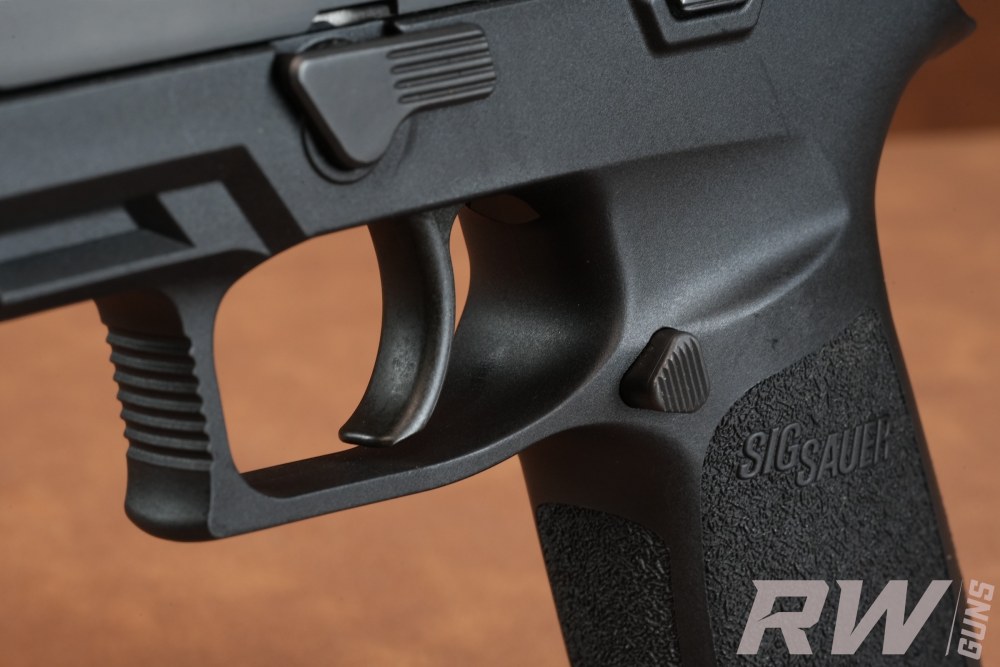 SIG SAUER P320 RXP FULL SIZE 9MM ROMEO1PRO OPTIC 2 MAGS & CASE-img-5