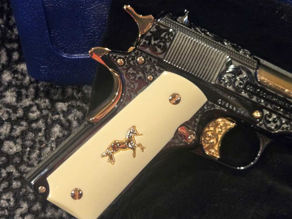 Colt 1911 Classic CUSTOM SHOP ENGRAVED GOLD .45 Limited Rare COLLECTOR-img-8