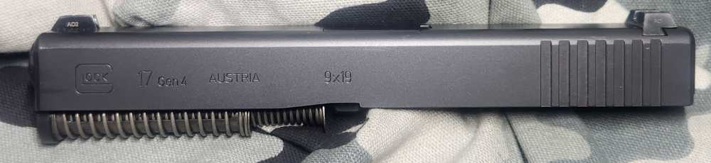 Glock 17 Gen 4 9MM Complete Slide Used 978 Discontinued -img-1
