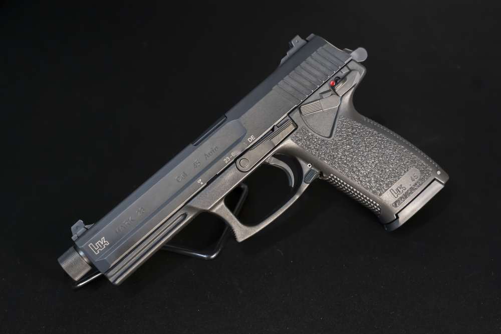 Heckler & Koch HK Mark 23 45 ACP MK23 SOCOM 2026 CG Threaded 2 Mag Var.1 -img-1
