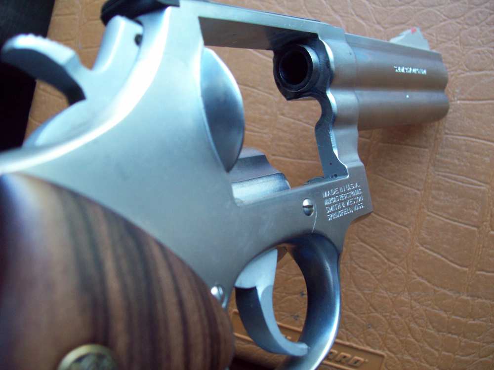 Smith & Wesson. 686 4" Stainless No Dash or M mark Original-img-2