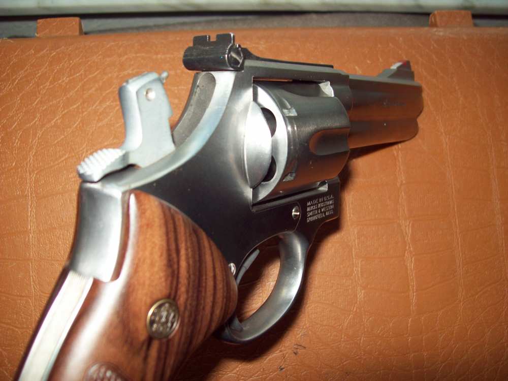 Smith & Wesson. 686 4" Stainless No Dash or M mark Original-img-5