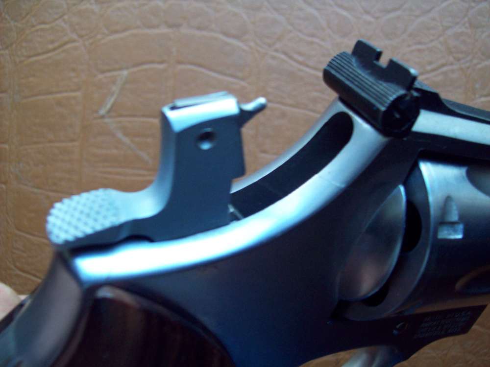 Smith & Wesson. 686 4" Stainless No Dash or M mark Original-img-4