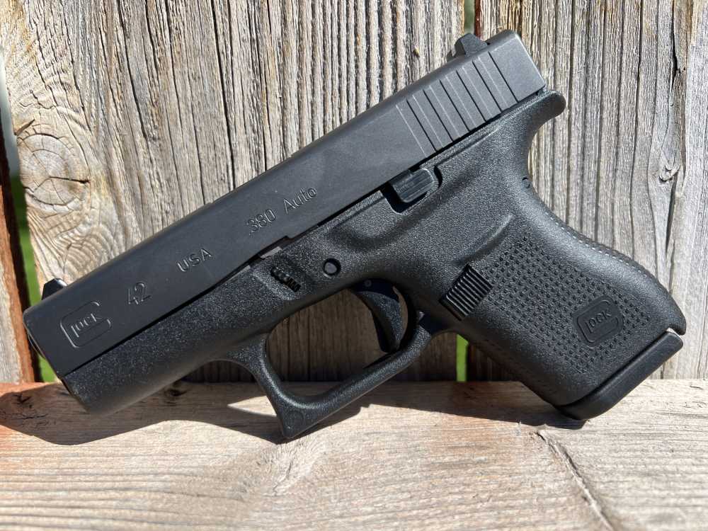 GLOCK G42 380 ACP-img-1