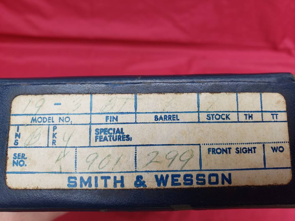 Smith & Wesson 19-3 - 6" bbl - Pinned & Recessed - OG Box and Papers -img-57