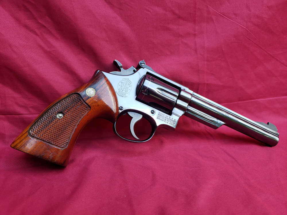 Smith & Wesson 19-3 - 6" bbl - Pinned & Recessed - OG Box and Papers -img-17
