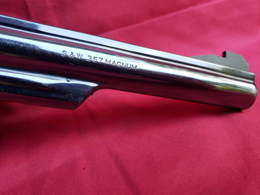 Smith & Wesson 19-3 - 6" bbl - Pinned & Recessed - OG Box and Papers -img-28