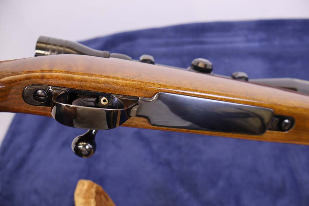 SPECTACULAR LEFT HANDED WEATHERBY MARK V DELUXE 7MM WBY MAG REDFIELD 1992-4-img-39