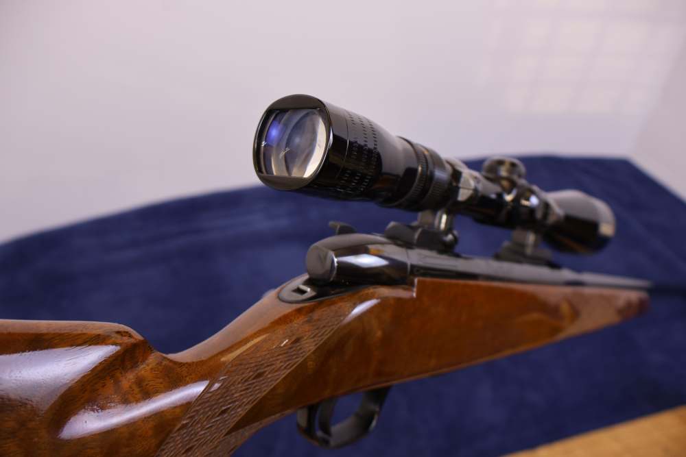 SPECTACULAR LEFT HANDED WEATHERBY MARK V DELUXE 7MM WBY MAG REDFIELD 1992-4-img-41