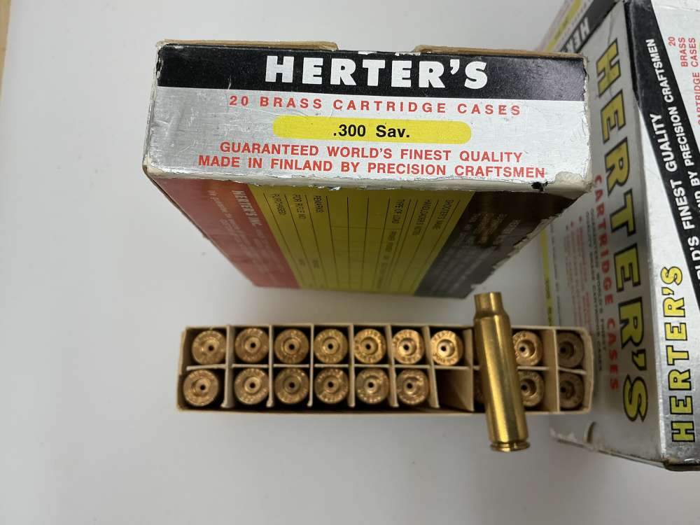40 count pieces 300 Savage new brass see pictures -img-0