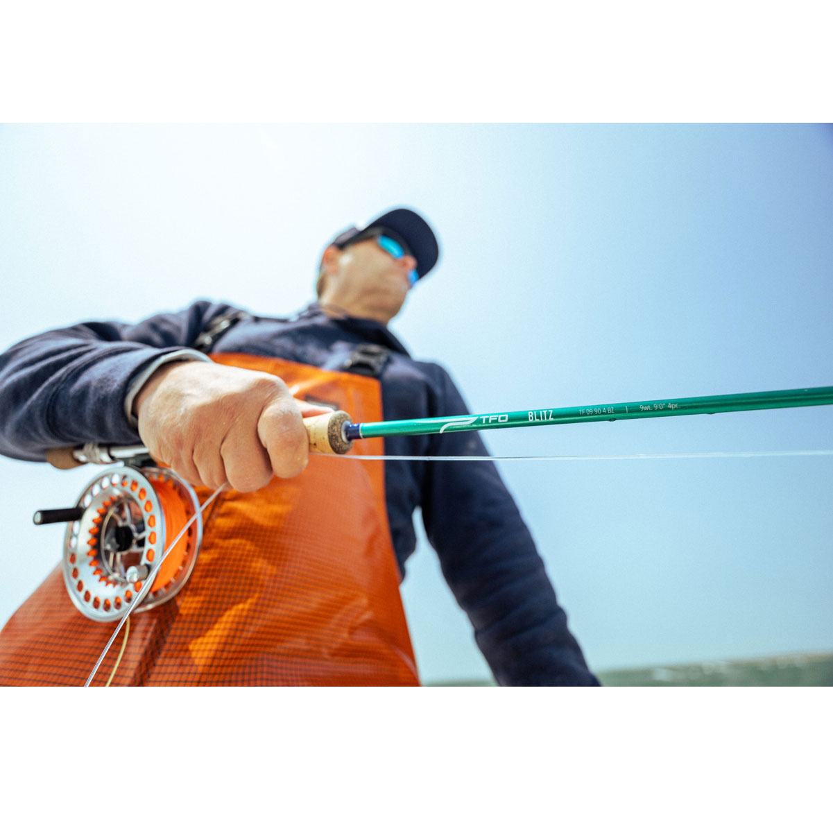 TFO Blitz 7wt 9ft 4pc Fly Fishing Rod w/Rod Sock and Tube-img-4