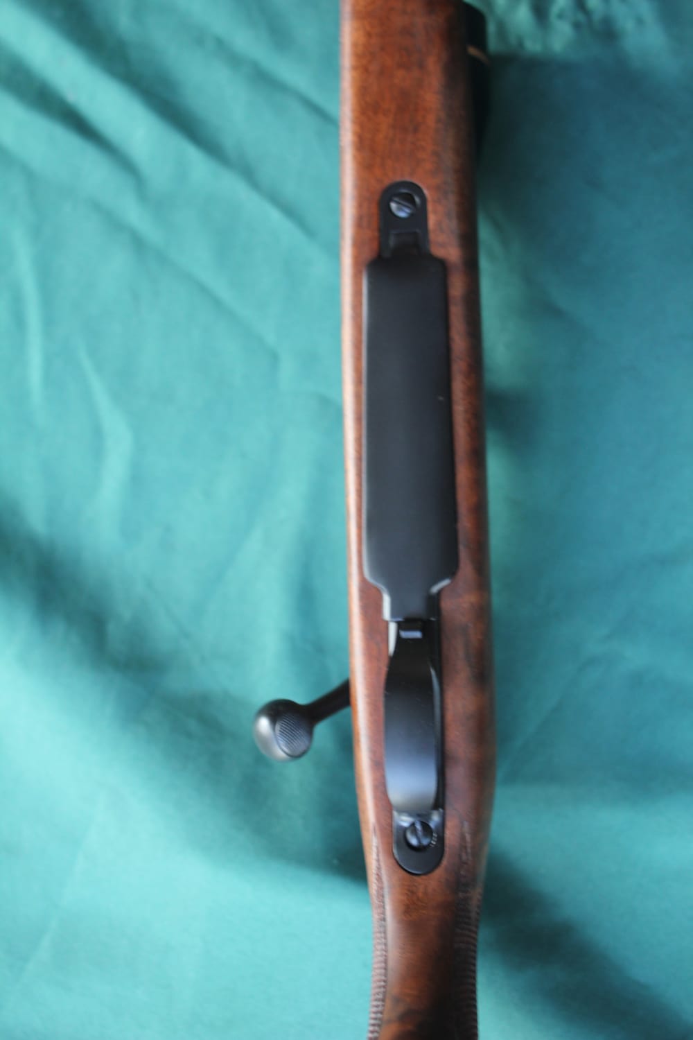 Weatherby Custom Shop Mark 5 Deluxe 300 Weatherby with scope-img-4