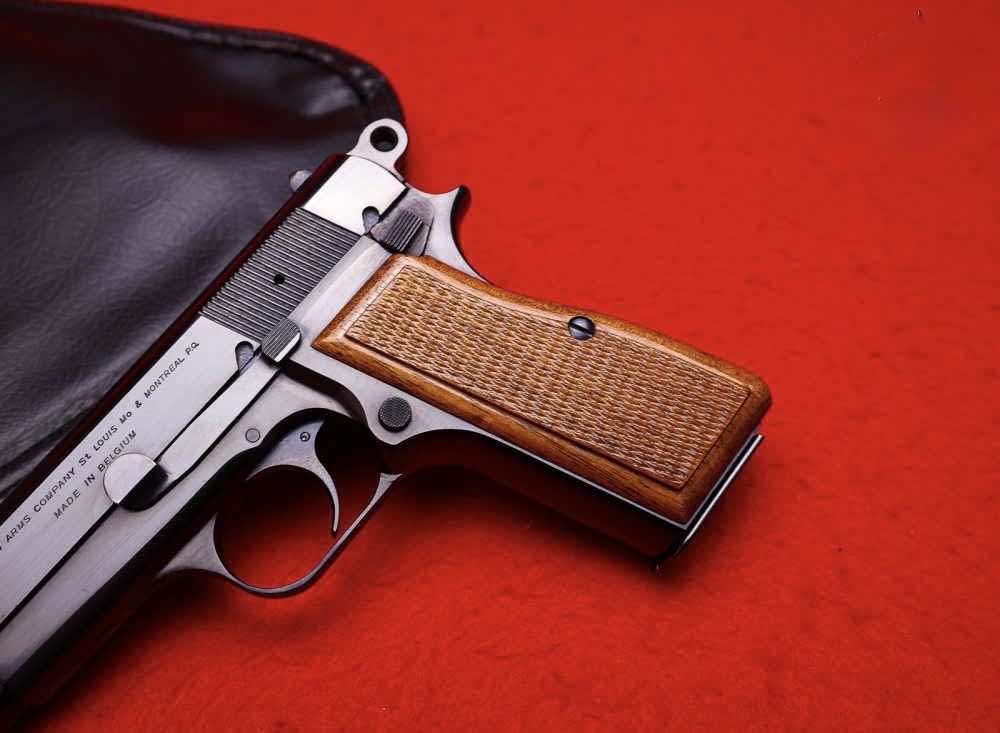 1969 Browning Hi Power 9mm Factory Blue "C" Series - COLLECTOR IN CASE!-img-2