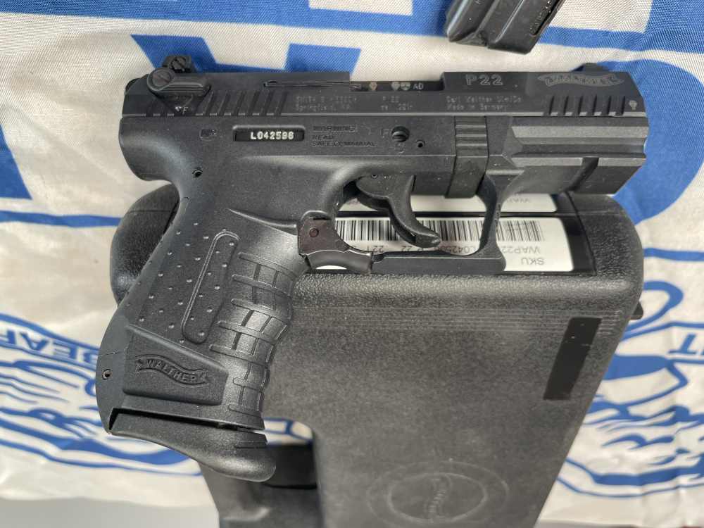 Walther P-22 Excellent Condition-img-1