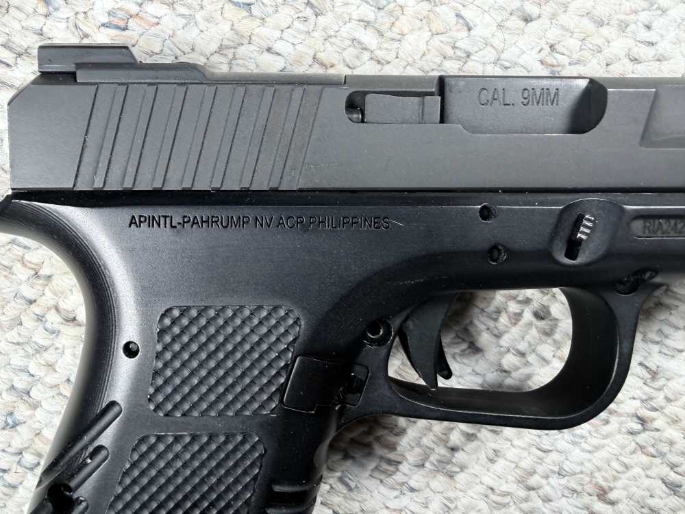 Rock Island Armory  (2) 17 Mags, Case, Red Dot Cut, Manual, All Metal -img-11
